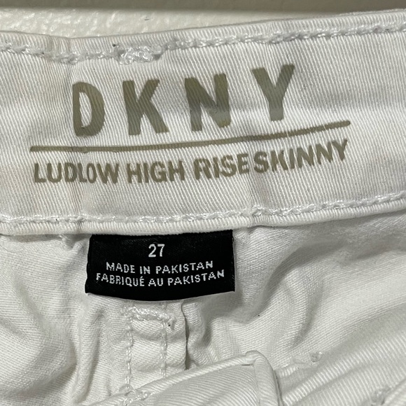 DKNY Ludlow High Rise White Skinny Jeans - Size 27 - Picture 4 of 9